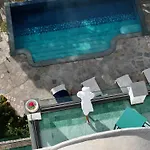 L'ara فندق مبيت وإفطار كابري