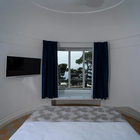 L'ara Bed and Breakfast Κάπρι